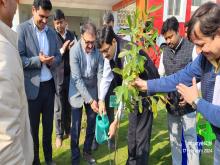 सचिव (विद्युत मंत्रालय) ने किया खुर्जा उच्च तापीय विद्युत परियोजना का दौरा