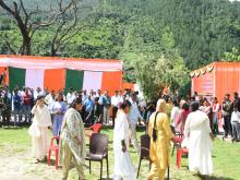 खुर्जा परियोजना में 11 वें अंतर्राष्ट्रीय योग दिवस का किया गया आयोजन